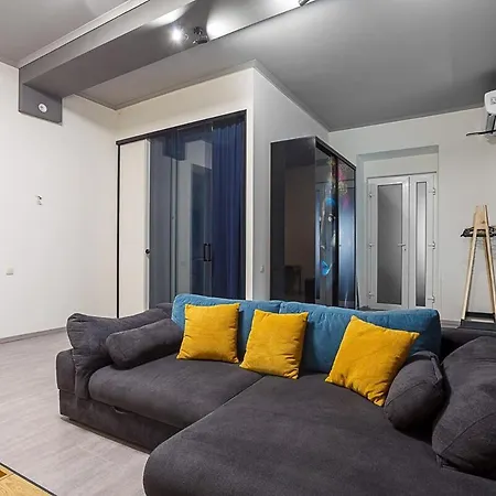 Cozy By The Sea With A Private Courtyard