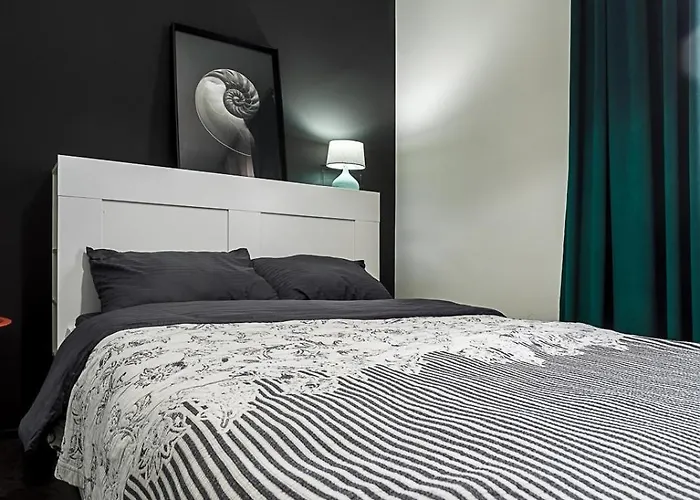 Cozy By The Sea With A Private Courtyard Apartamento *