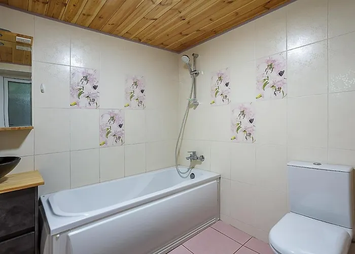 Cozy By The Sea With A Private Courtyard Apartamento