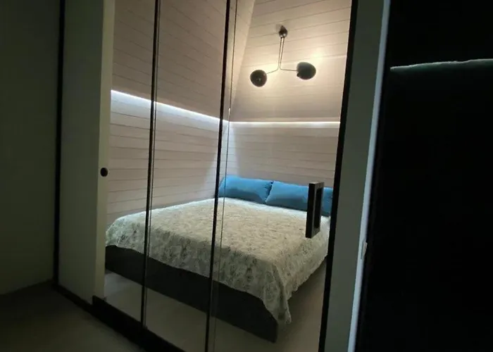 Cozy By The Sea With A Private Courtyard Apartamento