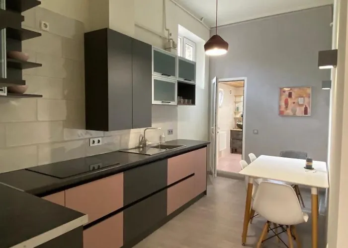 Cozy By The Sea With A Private Courtyard Appartement *