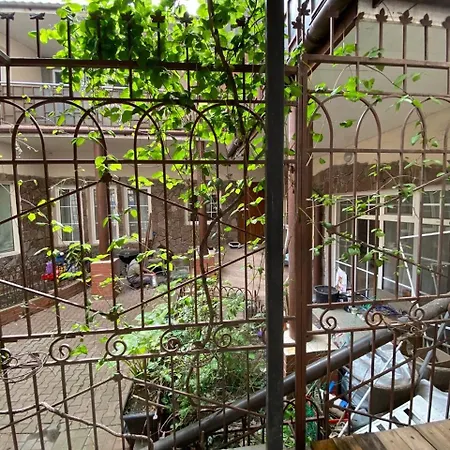 Apartament Cozy By The Sea With A Private Courtyard Odessa