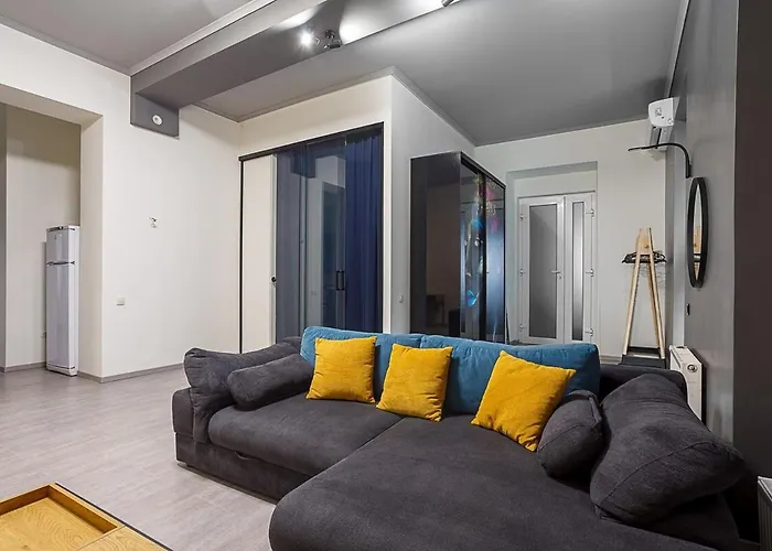 Cozy By The Sea With A Private Courtyard