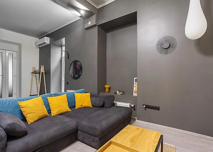 Cozy By The Sea With A Private Courtyard Apartament Odessa