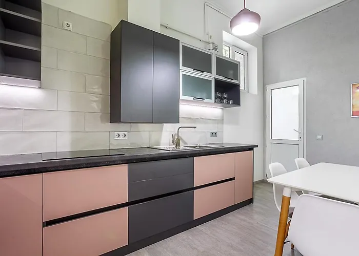 Cozy By The Sea With A Private Courtyard Odesa